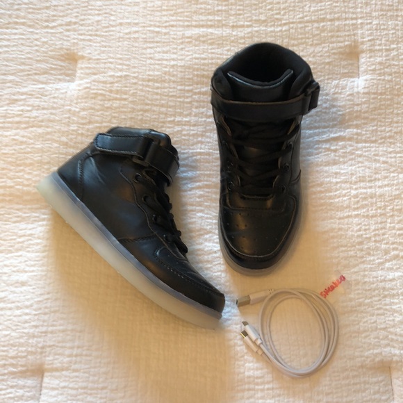 EUC High Top LED Black Vegan Leather Light Up USB Flashing Sneakers for Kids - Picture 3 of 17